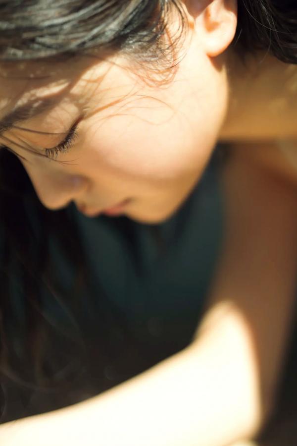   今森茉耶 - Love Begins 恋がはじまる 海边沙滩比基尼与清纯私房写真第15张图片