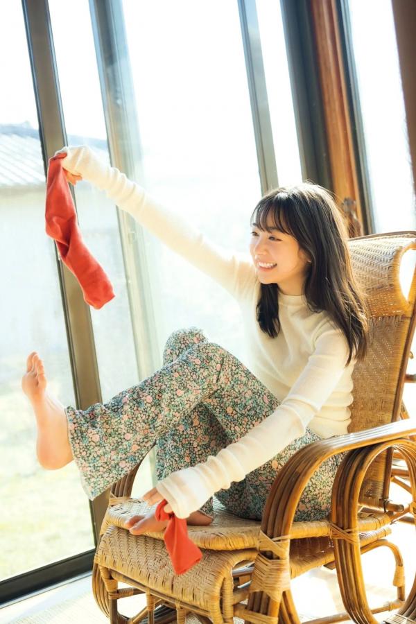   今森茉耶 - Love Begins 恋がはじまる 海边沙滩比基尼与清纯私房写真第17张图片