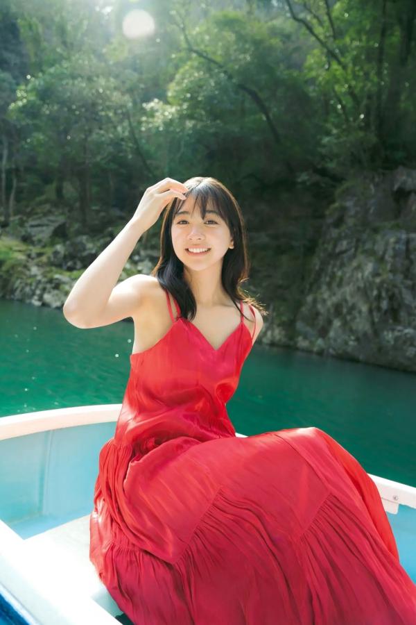  今森茉耶 - Love Begins 恋がはじまる 海边沙滩比基尼与清纯私房写真第34张图片
