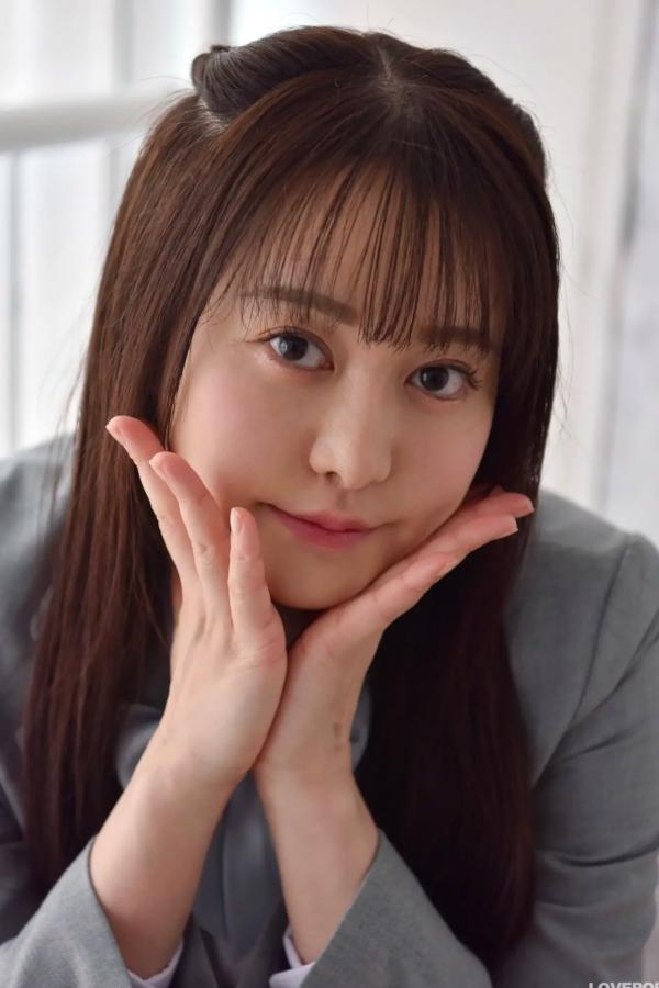   [LOVEPOP] Shizuna Ito 伊藤しずな Photoset 05 清纯校服制服美腿写真第12张图片