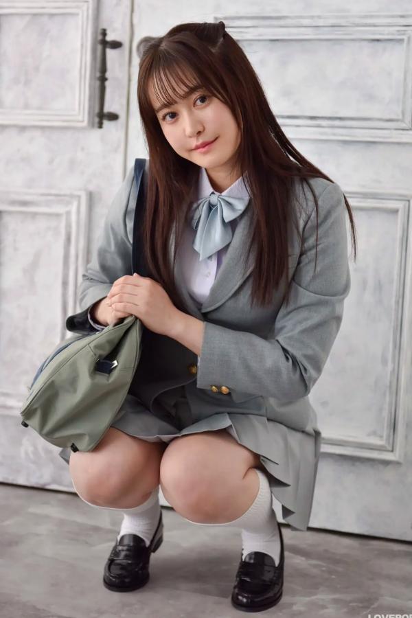   [LOVEPOP] Shizuna Ito 伊藤しずな Photoset 05 清纯校服制服美腿写真第33张图片