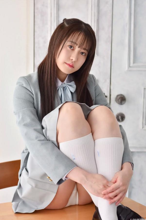   [LOVEPOP] Shizuna Ito 伊藤しずな Photoset 05 清纯校服制服美腿写真第60张图片