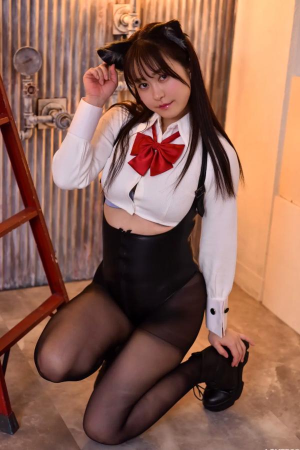   [LOVEPOP] Shizuna Ito 伊藤しずな Photoset 03 猫耳黑丝性感制服写真第30张图片