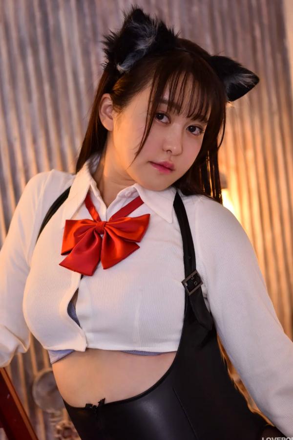   [LOVEPOP] Shizuna Ito 伊藤しずな Photoset 03 猫耳黑丝性感制服写真第40张图片