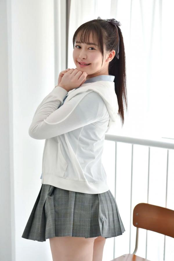   [LOVEPOP] Shizuna Ito 伊藤しずな Photoset 02 日系清纯校服甜美写真第13张图片