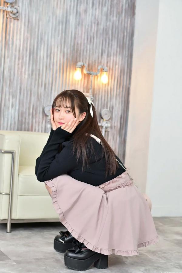   [LOVEPOP] Shizuna Ito 伊藤しずな Photoset 01 甜美短裙性感诱惑美腿私房照第16张图片