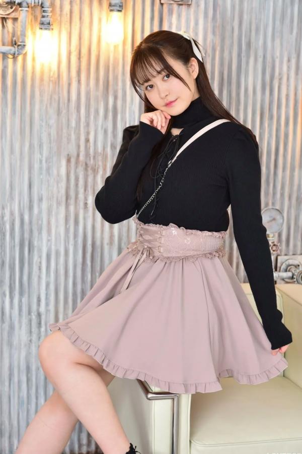   [LOVEPOP] Shizuna Ito 伊藤しずな Photoset 01 甜美短裙性感诱惑美腿私房照第20张图片