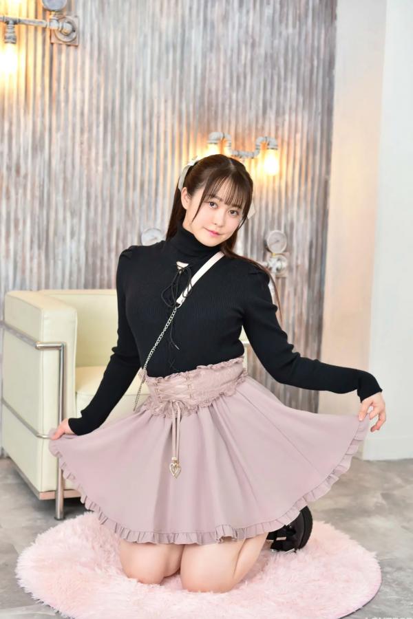   [LOVEPOP] Shizuna Ito 伊藤しずな Photoset 01 甜美短裙性感诱惑美腿私房照第74张图片