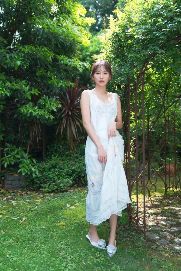    志田音々《ピュアすぎてごめん！》清纯蕾丝内衣私房写真 治愈系女神第6张图片