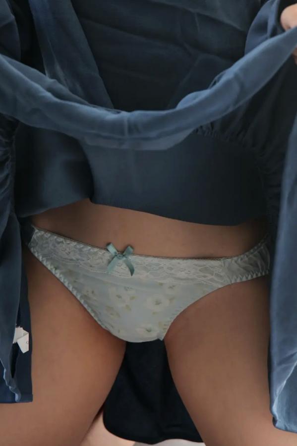   [LOVEPOP] Maki Chiba 千葉まき Photoset 03 居家清纯私房写真 蓝裙俏皮性感美腿第91张图片
