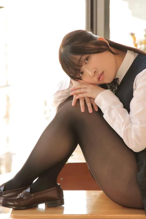   [LOVEPOP] Sumire Niibo 新穂純麗 Photoset 02 日系校服黑丝美腿性感写真第60张图片