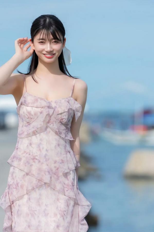    瀬戸環奈 - I`m setokan：日本女神清新家居与夜间泳池比基尼性感写真第4张图片