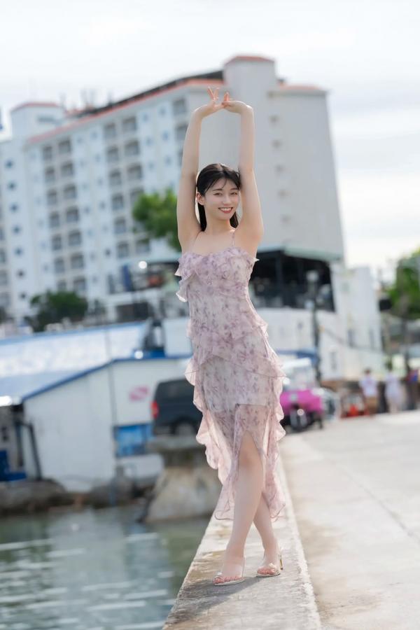    瀬戸環奈 - I`m setokan：日本女神清新家居与夜间泳池比基尼性感写真第6张图片