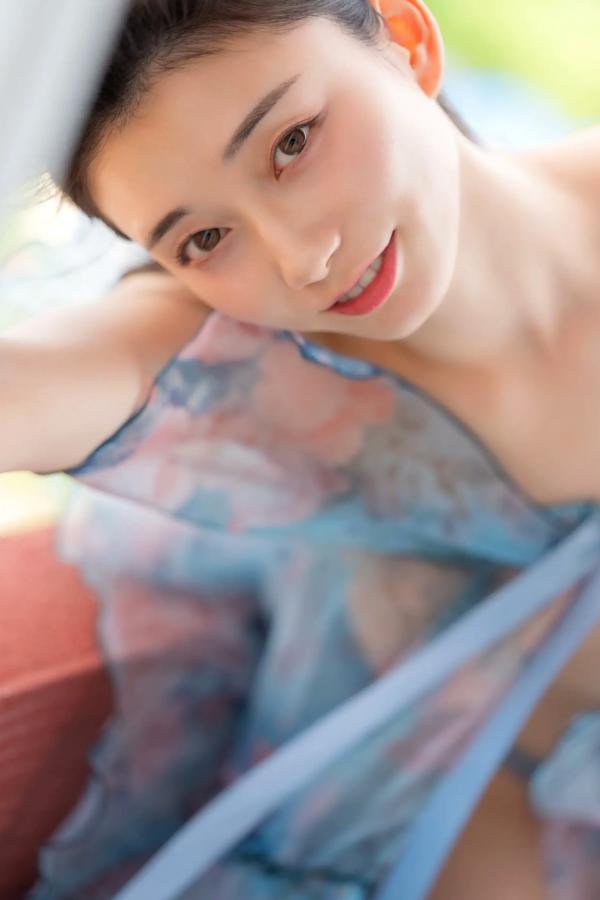    瀬戸環奈 - I`m setokan：日本女神清新家居与夜间泳池比基尼性感写真第53张图片