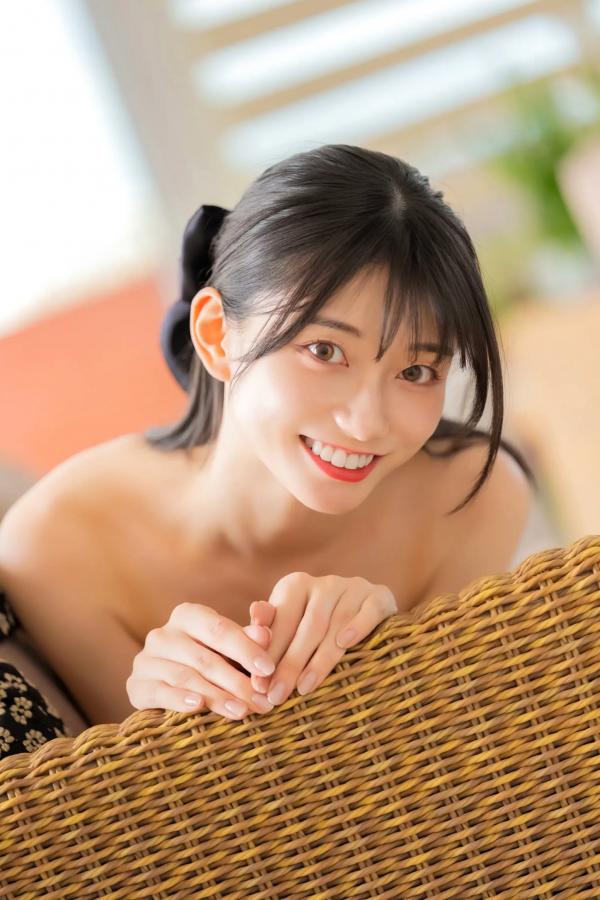    瀬戸環奈 - I`m setokan：日本女神清新家居与夜间泳池比基尼性感写真第74张图片