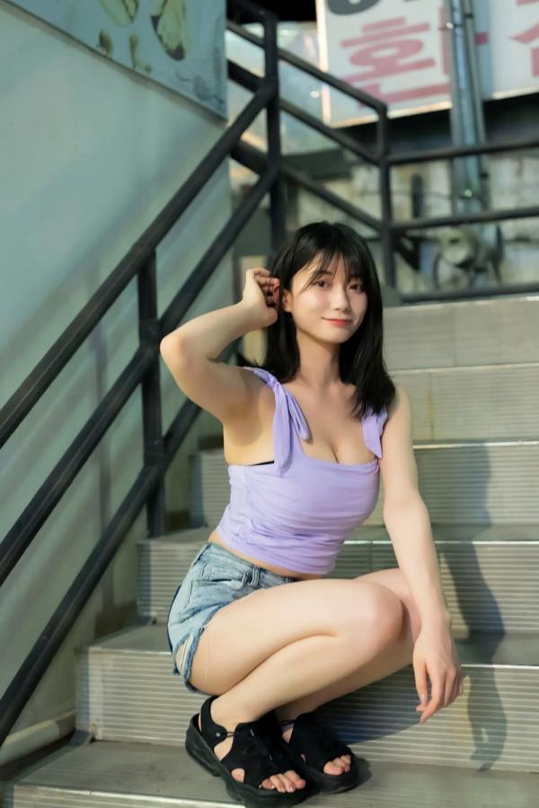    瀬戸環奈 - I`m setokan：日本女神清新家居与夜间泳池比基尼性感写真第77张图片