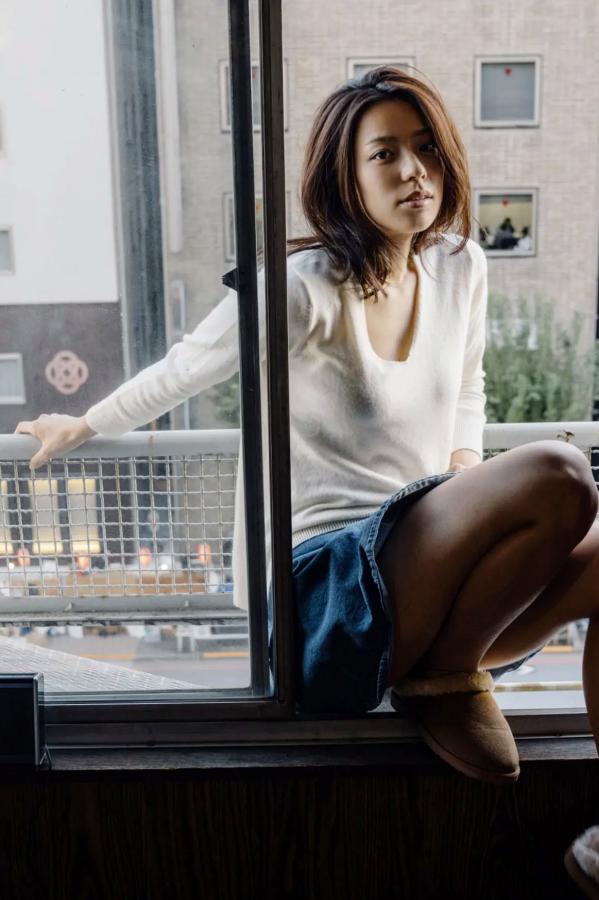   小瀬田麻由 - 私生活：日本性感女神家居比基尼私房写真第15张图片