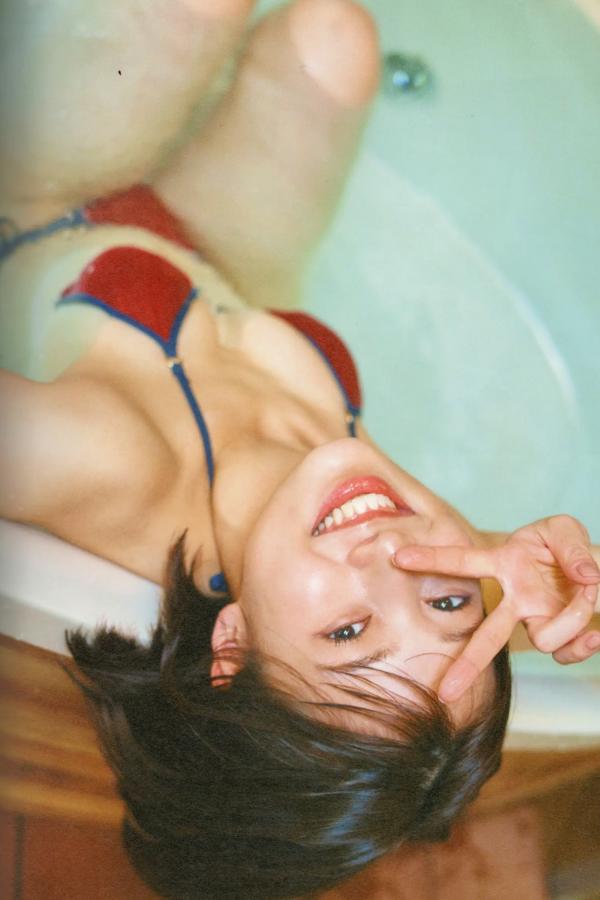   安部若菜 - 愛される予感 日系清新温泉比基尼家居写真第31张图片