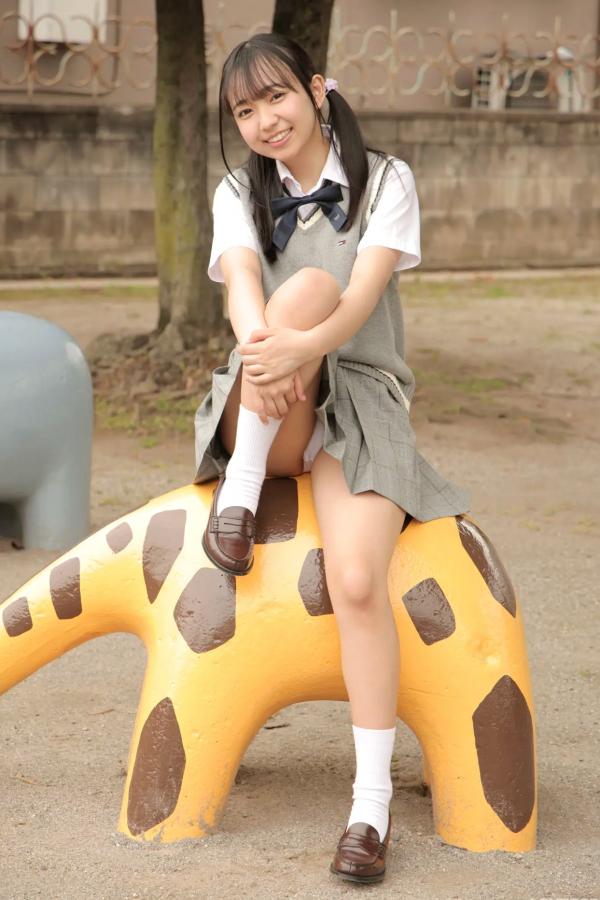   [LOVEPOP] Yui Iruma 入間ゆい Photoset 06 户外清纯JK校服写真 游乐场治愈系少女第61张图片