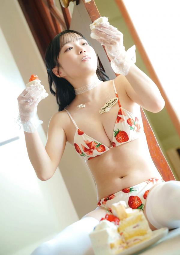   岸みゆ - ちっちゃくないもん。日本性感家居草莓内衣甜美写真第44张图片