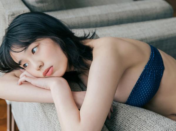    菊地姫奈 - 虚構に恋するプリンセス 日本清纯校服与性感内衣私房写真第15张图片