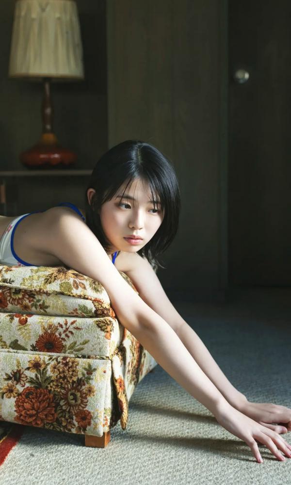    菊地姫奈《春めく、ほのめく》日系清新居家比基尼性感写真第16张图片
