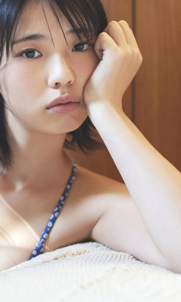    菊地姫奈《春めく、ほのめく》日系清新居家比基尼性感写真第34张图片