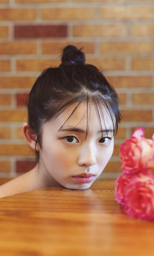    菊地姫奈《春めく、ほのめく》日系清新居家比基尼性感写真第40张图片