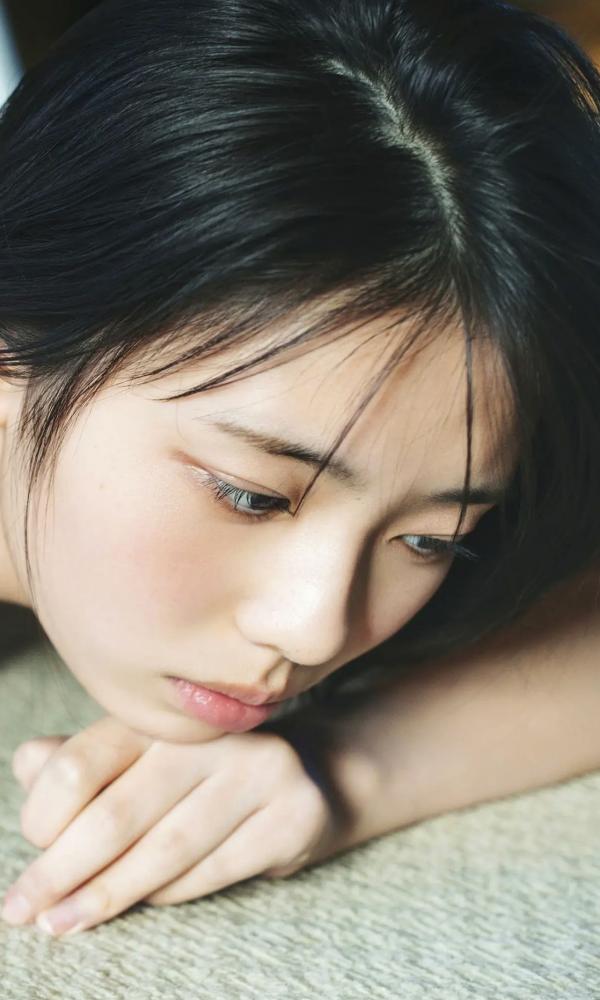    菊地姫奈《春めく、ほのめく》日系清新居家比基尼性感写真第48张图片