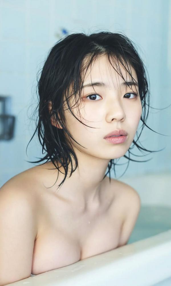    菊地姫奈《春めく、ほのめく》日系清新居家比基尼性感写真第60张图片