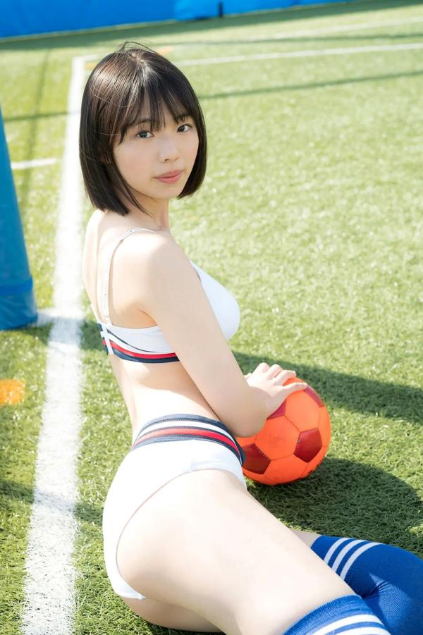    菊地姫奈 - コスプレ対決3：性感足球宝贝与俏皮猫娘cosplay写真第27张图片