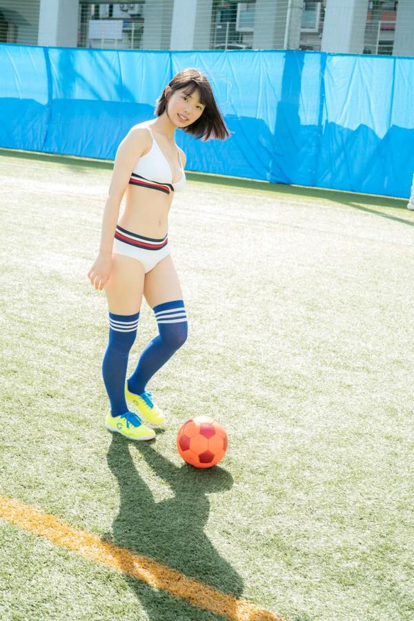    菊地姫奈 - コスプレ対決3：性感足球宝贝与俏皮猫娘cosplay写真第31张图片