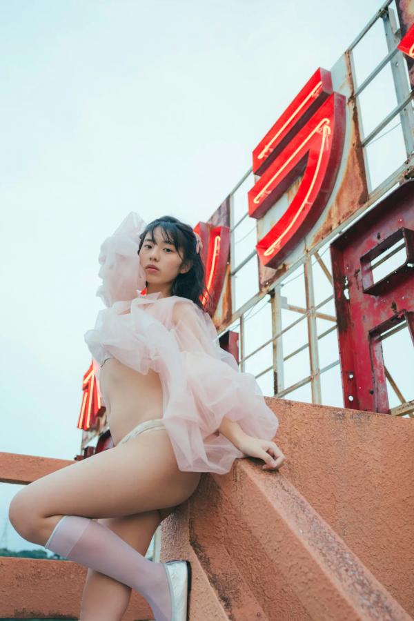    菊地姫奈 - 続：moment 日系清纯性感写真 海边比基尼与泳池私房秀第6张图片