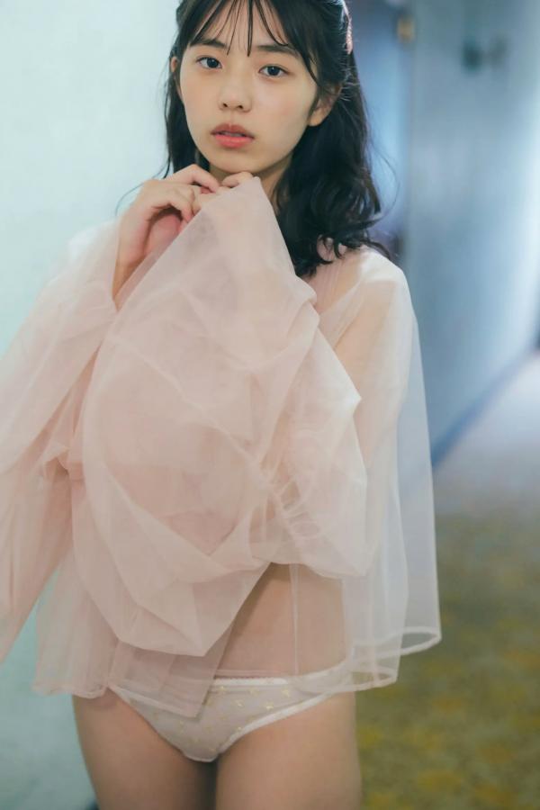    菊地姫奈 - 続：moment 日系清纯性感写真 海边比基尼与泳池私房秀第18张图片