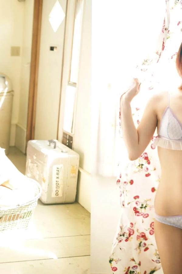   《GIRLS graph. 002 えなこ 篠崎こころ 高梨瑞樹 清瀬汐希 あまつまりな》日本户外性感比基尼美胸女神写真第42张图片