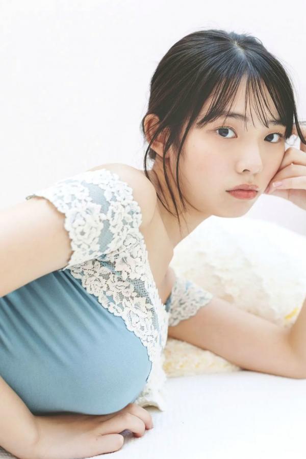   菊地姫奈 - GROWING UP！车内清新比基尼写真 纯欲性感大片第27张图片