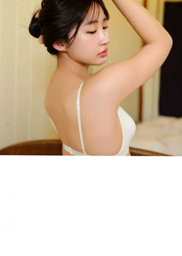    松本日向 - 麗しのシャルマン 红色比基尼弹琴写真 清新优雅女神大片第66张图片