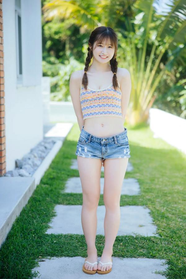    貝賀琴莉 - FLYAWAY 日本清纯美少女海边泳池比基尼写真第2张图片