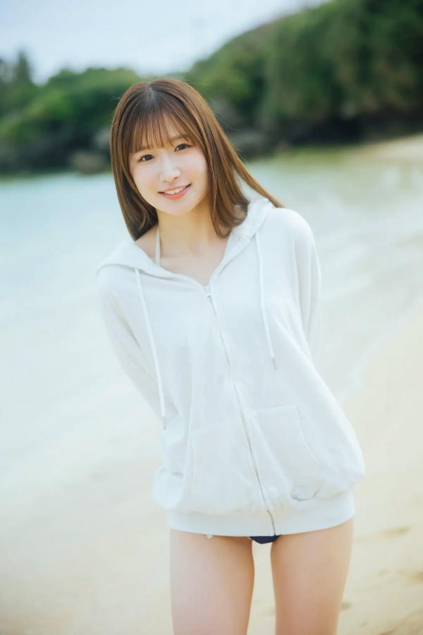    貝賀琴莉 - FLYAWAY 日本清纯美少女海边泳池比基尼写真第42张图片