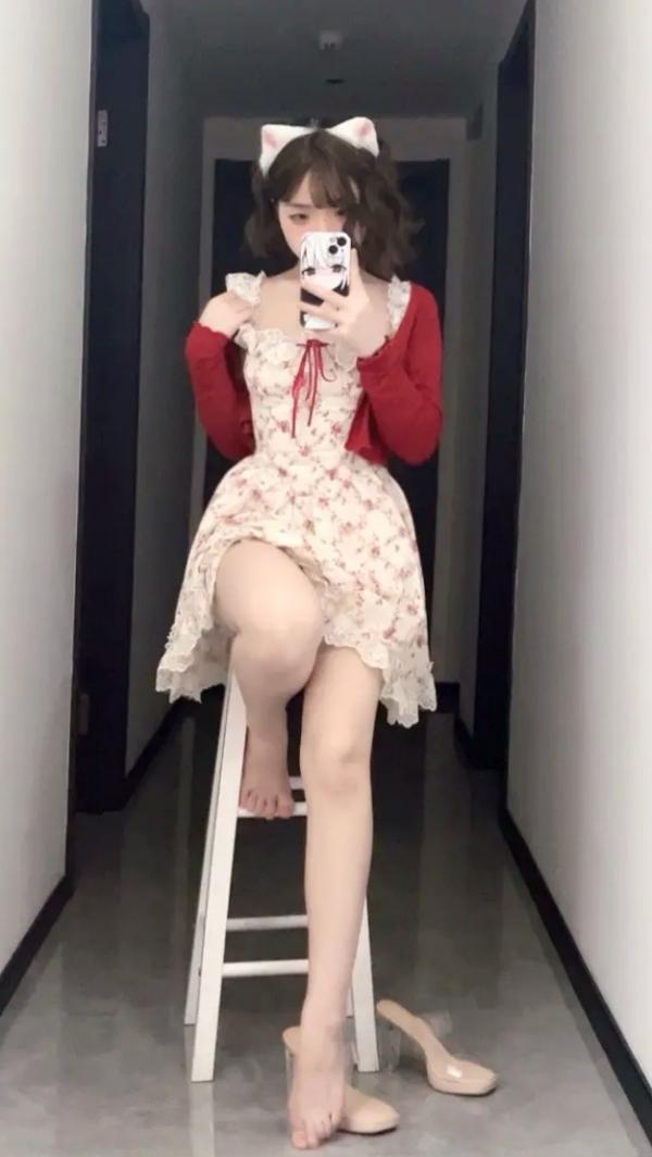    Bangni邦尼 - 限定女友 居家萌系猫耳碎花裙清纯私房美腿写真第29张图片