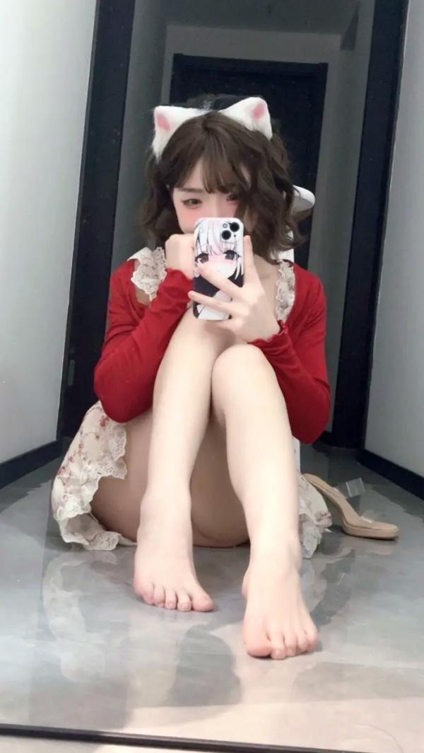    Bangni邦尼 - 限定女友 居家萌系猫耳碎花裙清纯私房美腿写真第32张图片