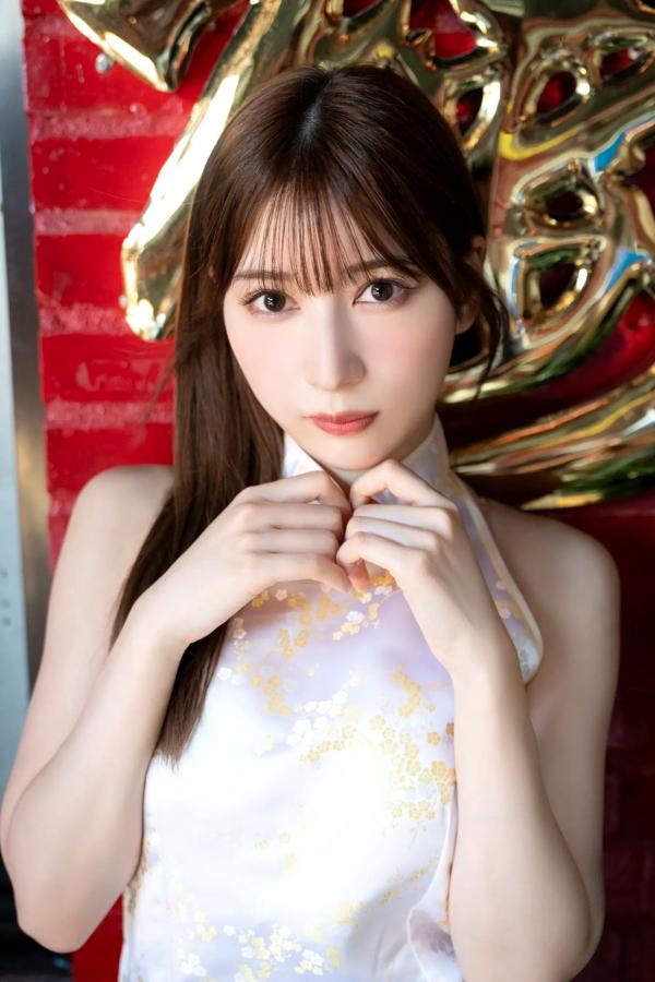   雪平莉左 台湾九份复古旗袍与性感比基尼写真第13张图片