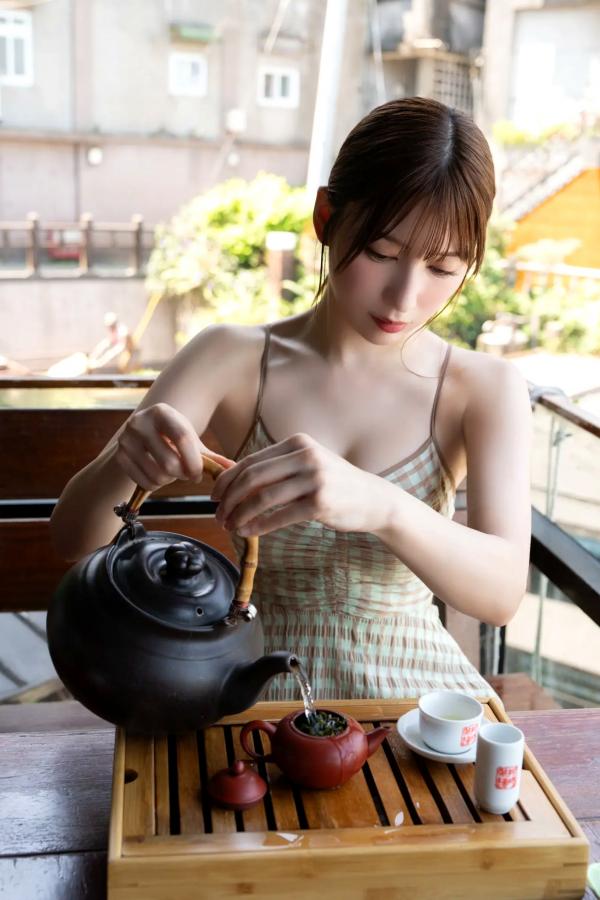   雪平莉左 台湾九份复古旗袍与性感比基尼写真第35张图片