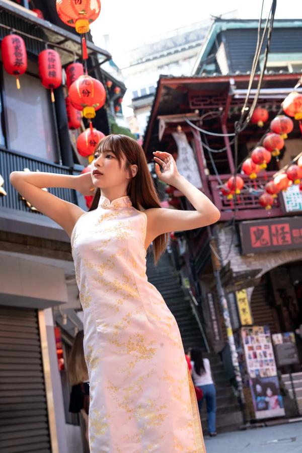   雪平莉左 台湾九份复古旗袍与性感比基尼写真第47张图片