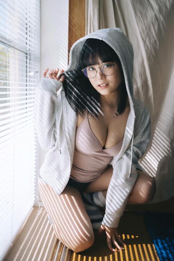   東雲うみ - 彼女が部屋でしたいこと 日系家居私房写真 治愈性感女友视角第9张图片
