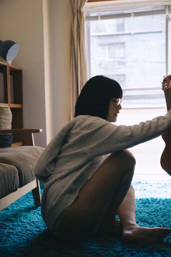   東雲うみ - 彼女が部屋でしたいこと 日系家居私房写真 治愈性感女友视角第50张图片