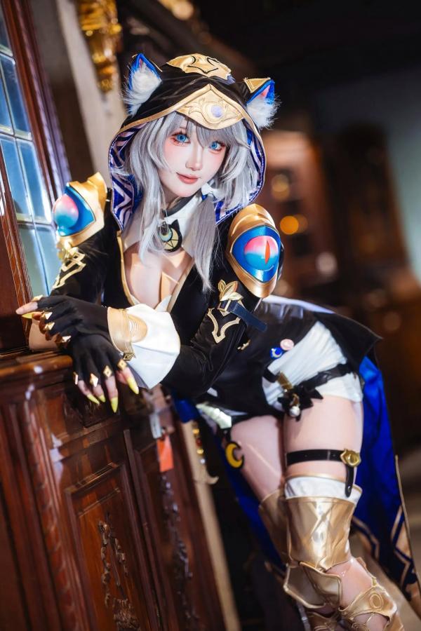   瓜希酱 - 崩坏 星穹铁道 赛飞儿 室内复古写真 性感美腿极品Cosplay第3张图片