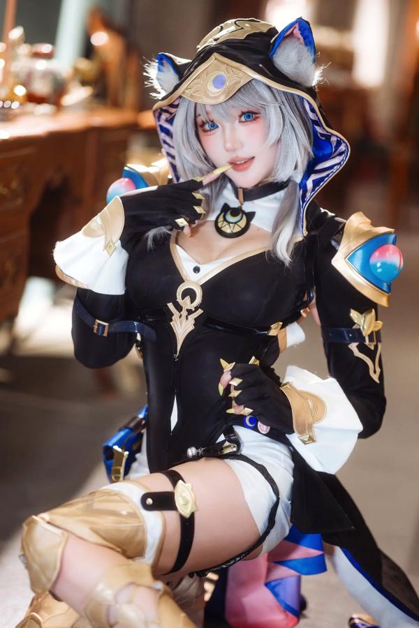  瓜希酱 - 崩坏 星穹铁道 赛飞儿 室内复古写真 性感美腿极品Cosplay第14张图片