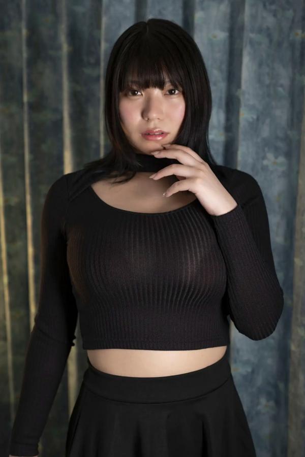   《大葉めも - オトナの階段》日本性感女神家居私房与浴室湿身写真第2张图片