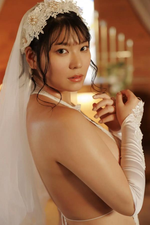   大葉めも《Memories Ver.1》日本性感女神白纱与红比基尼私房写真第24张图片